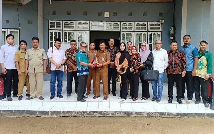 Komisi III DPRD Kabupaten Banjar Kunjungi DisKominfo Dan DPRD Barito Timur