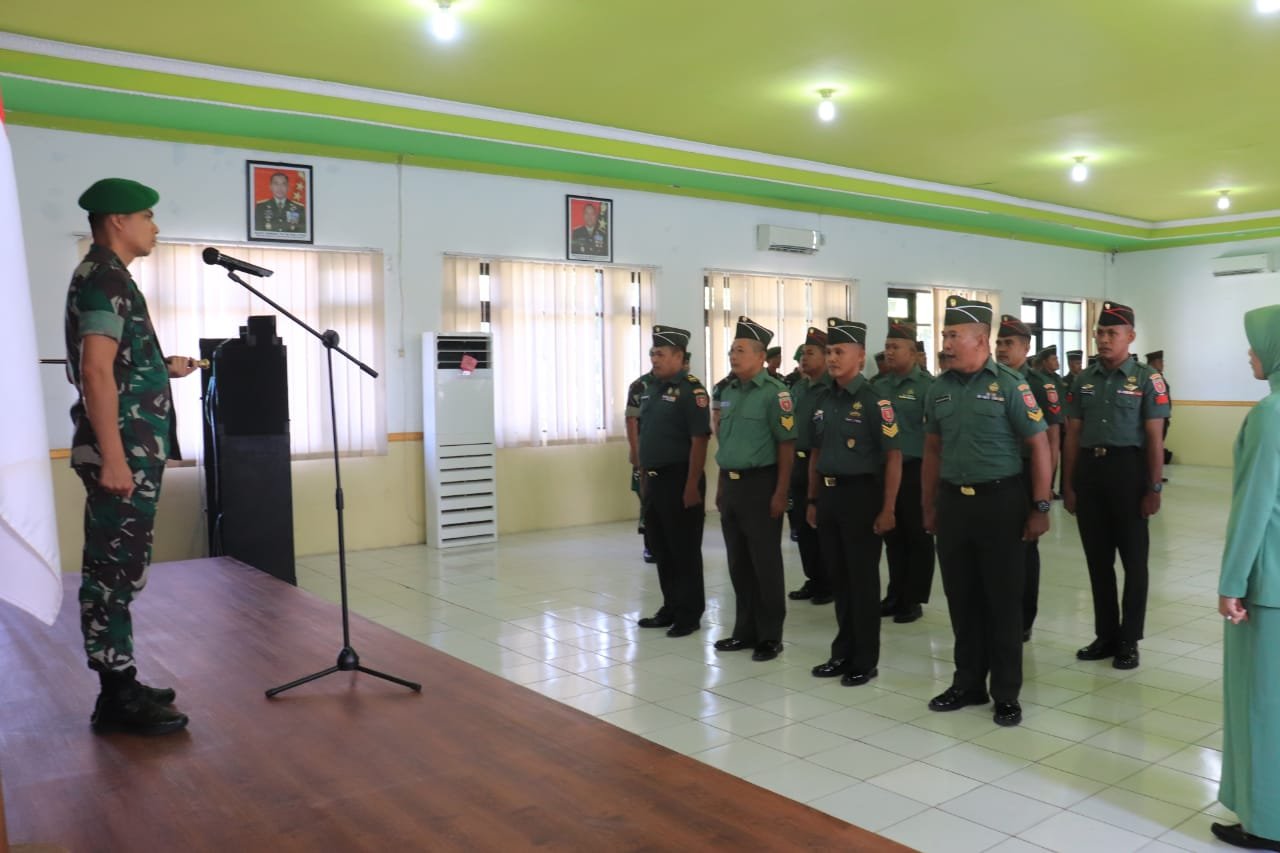 Dandim Banjar Pimpin Upacara Kenaikan Pangkat