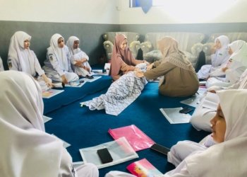 Pelajar SMA Di Kabupaten Banjar Dilatih Memandikan Jenazah