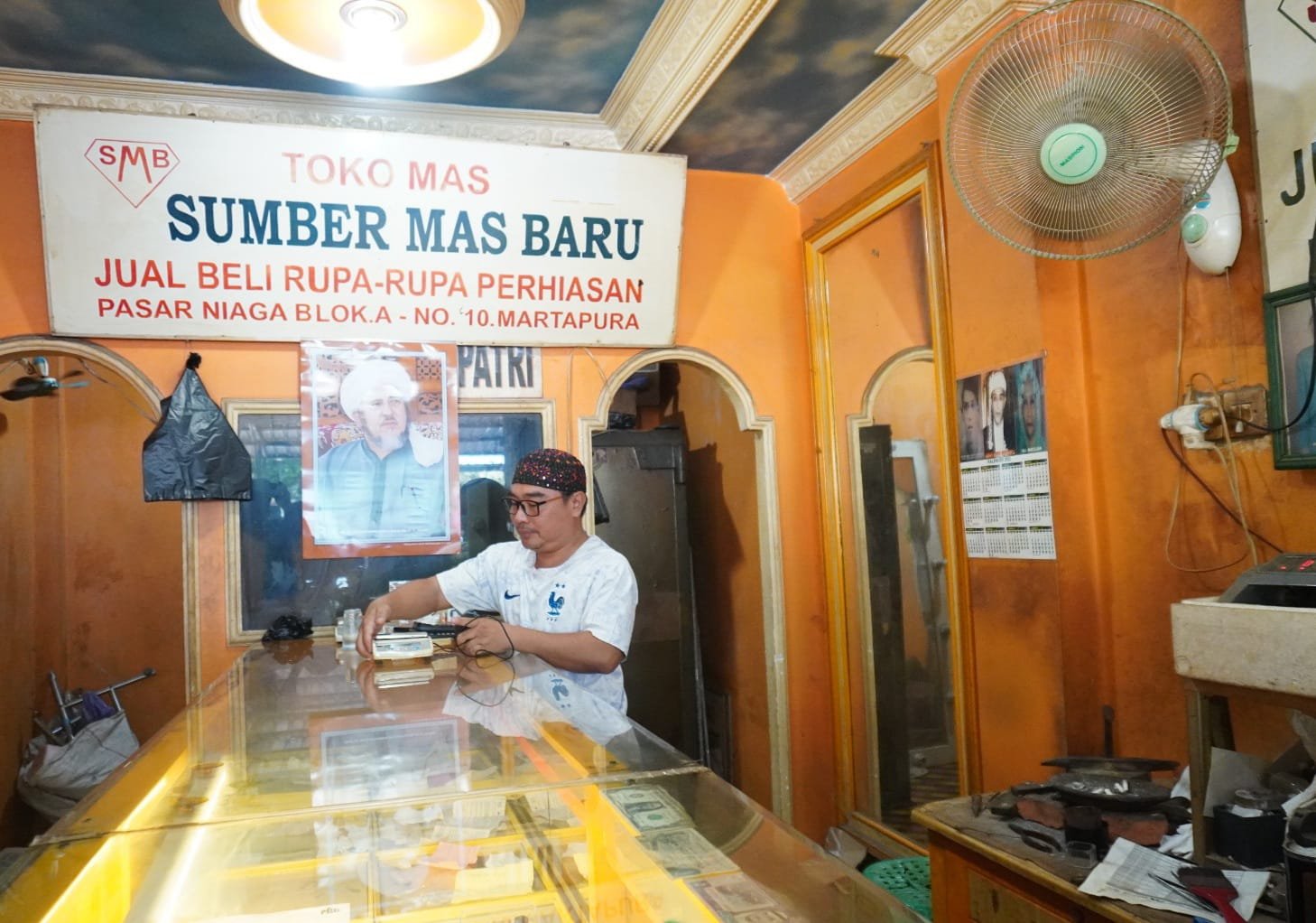 DKUMPP Kabupaten Banjar Lakukan Tera Ulang Kepada Pedagang Emas