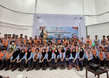 LKP MIP Kotabaru dan SMKN 6 Samarinda Datangi Indocement Tarjun