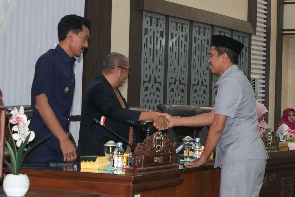 Rapat Paripurna, Fraksi DPRD Kabupaten Banjar Setujui Raperda Rencana Induk Pembangunan Pariwisata Daerah