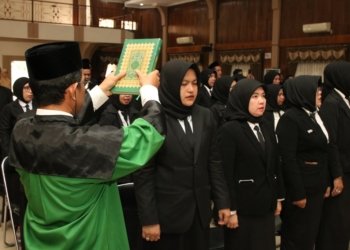 63 Pejabat Fungsional Dilantik, 53 Orang Tenaga Guru