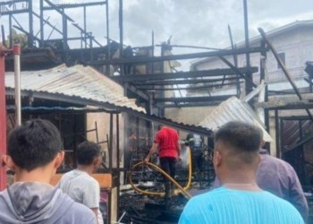Kobaran Api di Pakowa Hanguskan Sebuah Rumah