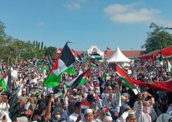 Bak Lautan Manusia Aksi Bela Palestina di Murdjani