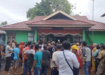 Kades Jual Aset Desa, Warga Awang Bangkal Demo