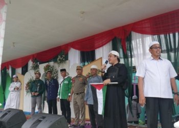 Dipimpin Habib Hanafi, Warga Desa Berkat Mulia Kabupaten Banjar Galang Bantuan untuk Palestina