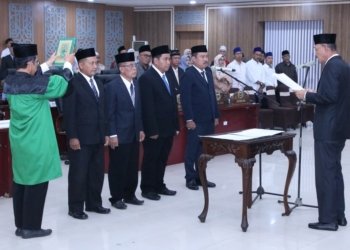 DPRD Kabupaten Banjar Lantik 4 Orang Pengganti Antar Waktu