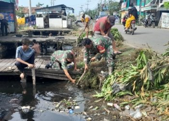 Bersihkan Sungai Dari Tumpukan Sampah, Langkah Awal Cegah Banjir Dan Wabah Penyakit