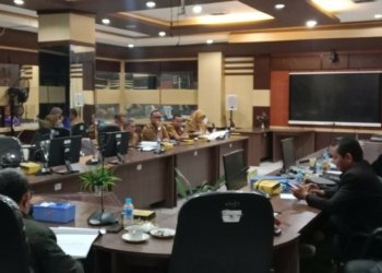 Pansus PT Baramarta Dengarkan Penyampaian Dari Komisaris PT Baramarta