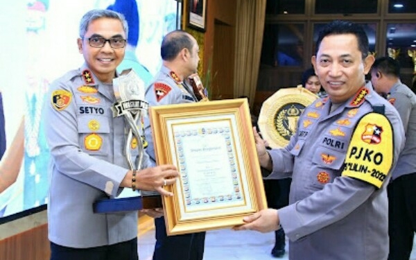Kapolda Sulut Raih Juara II Lomba Pengawasan Melekat.