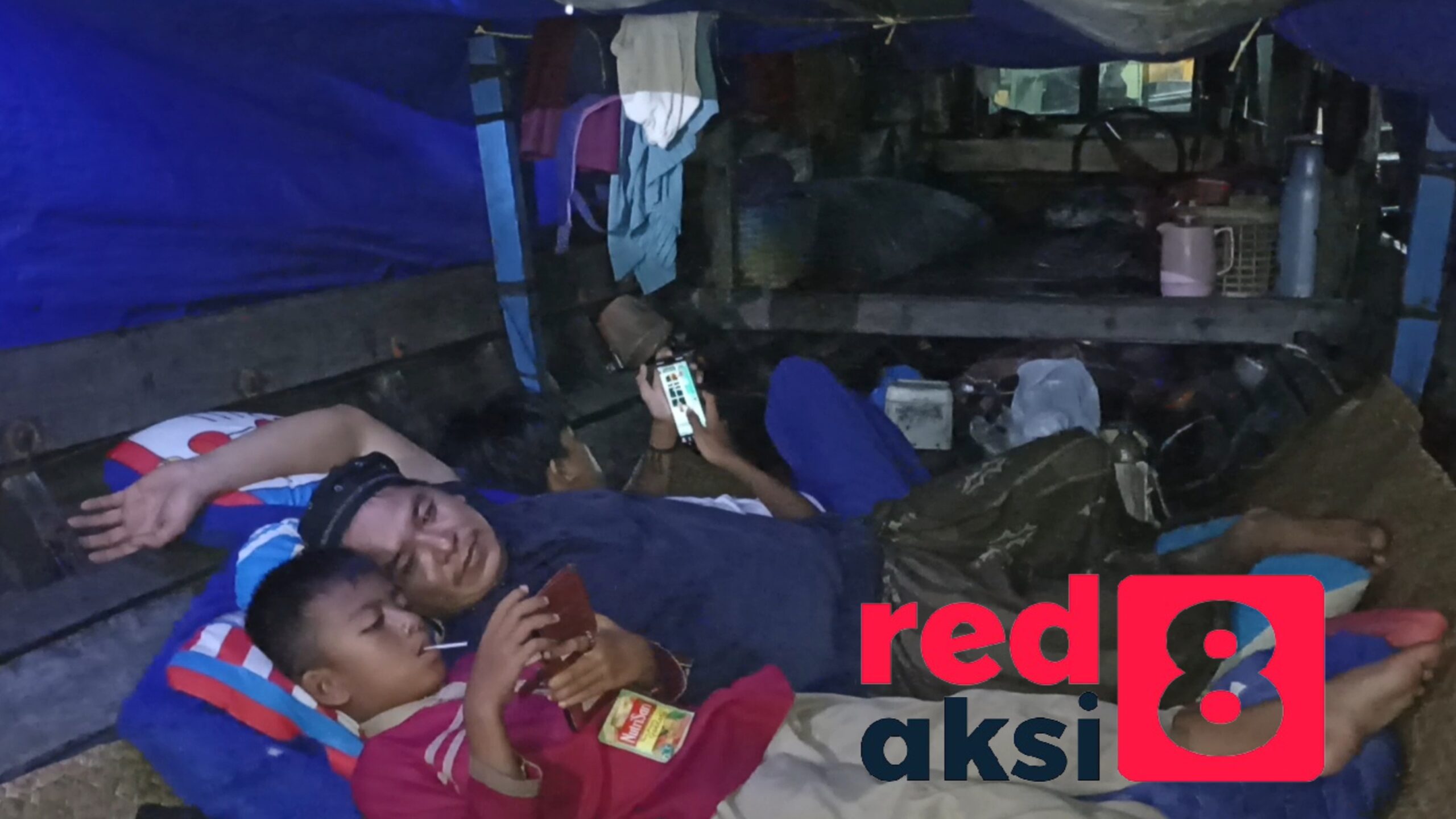VIDEO : Umar Pilih Tidur di Atas Kapal di Acara Haul Guru Sekumpul
