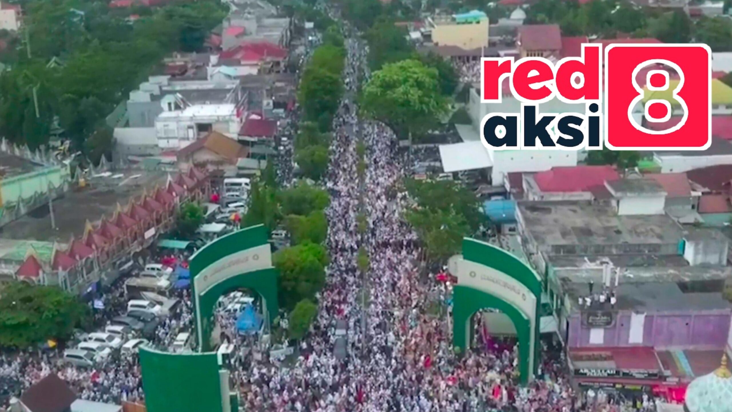 VIDEO : Bak Lautan Manusia, 3,3 Juta Lebih Jamaah Padati Kota Martapura dan Sekitarnya