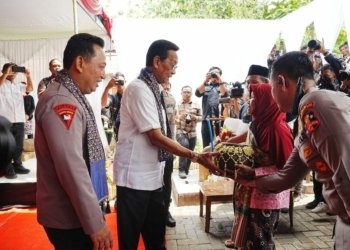 Kapolri Resmikan Bangunan Sumur Bor Polri Presisi