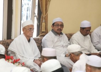 Haul KH Badruddin Ke 32 Di Kediaman KH Hasanuddin