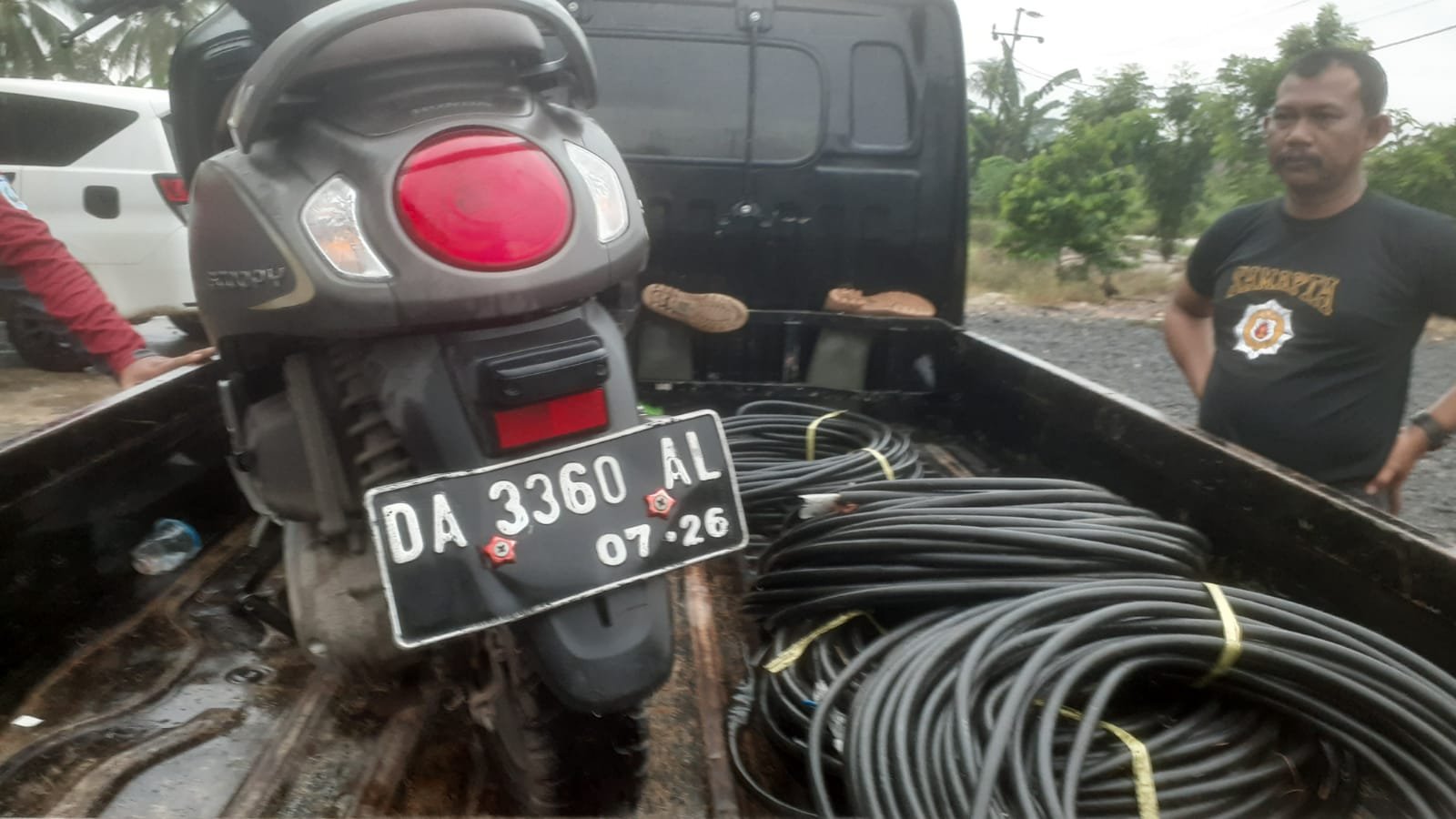 Babinsa Amankan Pelaku Pencuri Kabel Di Padang Panjang Kecamatan Sungai Tabuk