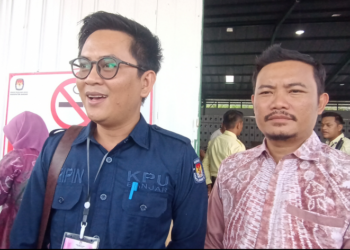 Pelipatan Kertas Surat Suara Sudah 25 Persen Di KPU Kabupaten Banjar