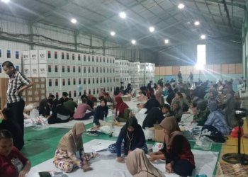 KPU Banjarbaru Mulai Melipat Surat Suara Pemilu 2024