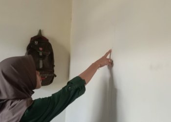 Diduga Dampak Proyek Embung Cempaka, Rumah Warga Retak Jalan Rusak Hingga Bising