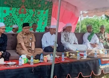 Pemerintah Provinsi Kalsel Lakukan Selamatan Sebelum Pembangunan Jembatan Penghubung Desa Tabak Baru – Desa Tambak Anyar Ilir