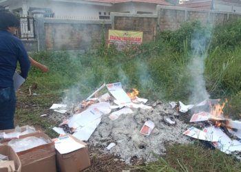 KPU Banjarbaru Bakar 7.052 Surat Suara