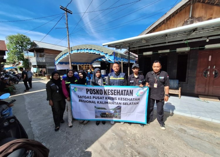 TCK EMT Dan Satgas Regional Kalimantan Selatan Pusat Krisis Kesehatan Lakukan Pemantauan Dan Periksa Kesehatan Petugas KPPS