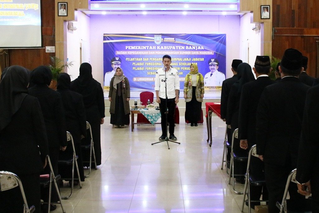 Bupati Kabupaten Banjar Lantik 60 Pejabat Lingkup Pemerintah Kabupaten Banjar