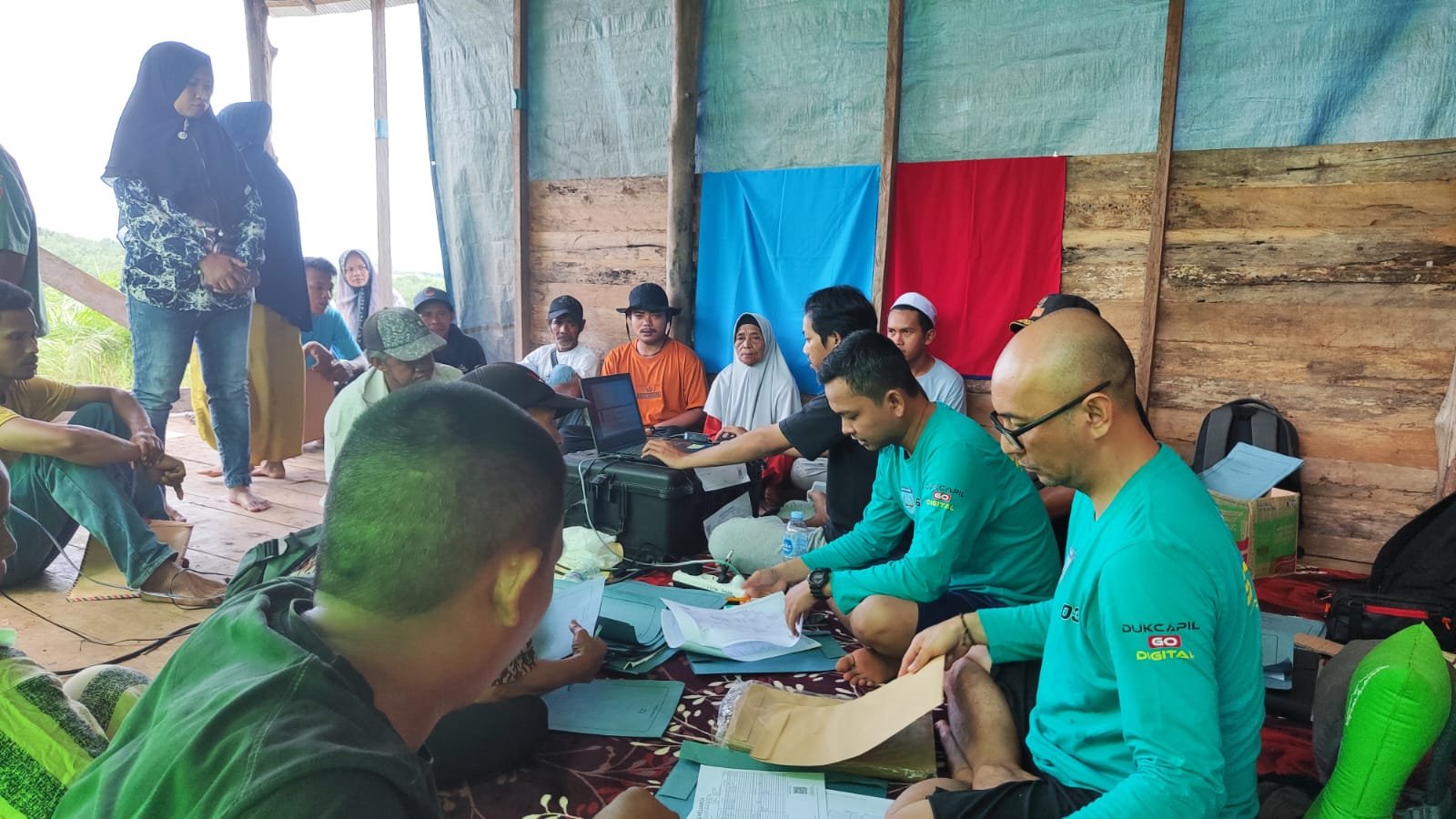 Disdukcapil Kabupaten Banjar Kembali Datangi 2 Desa Di Kecamatan Sungai Pinang