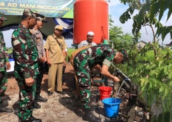 Warga Desa Kayu Bawang Dapatkan Sumur Bor Dari Kodim 1006 Banjar
