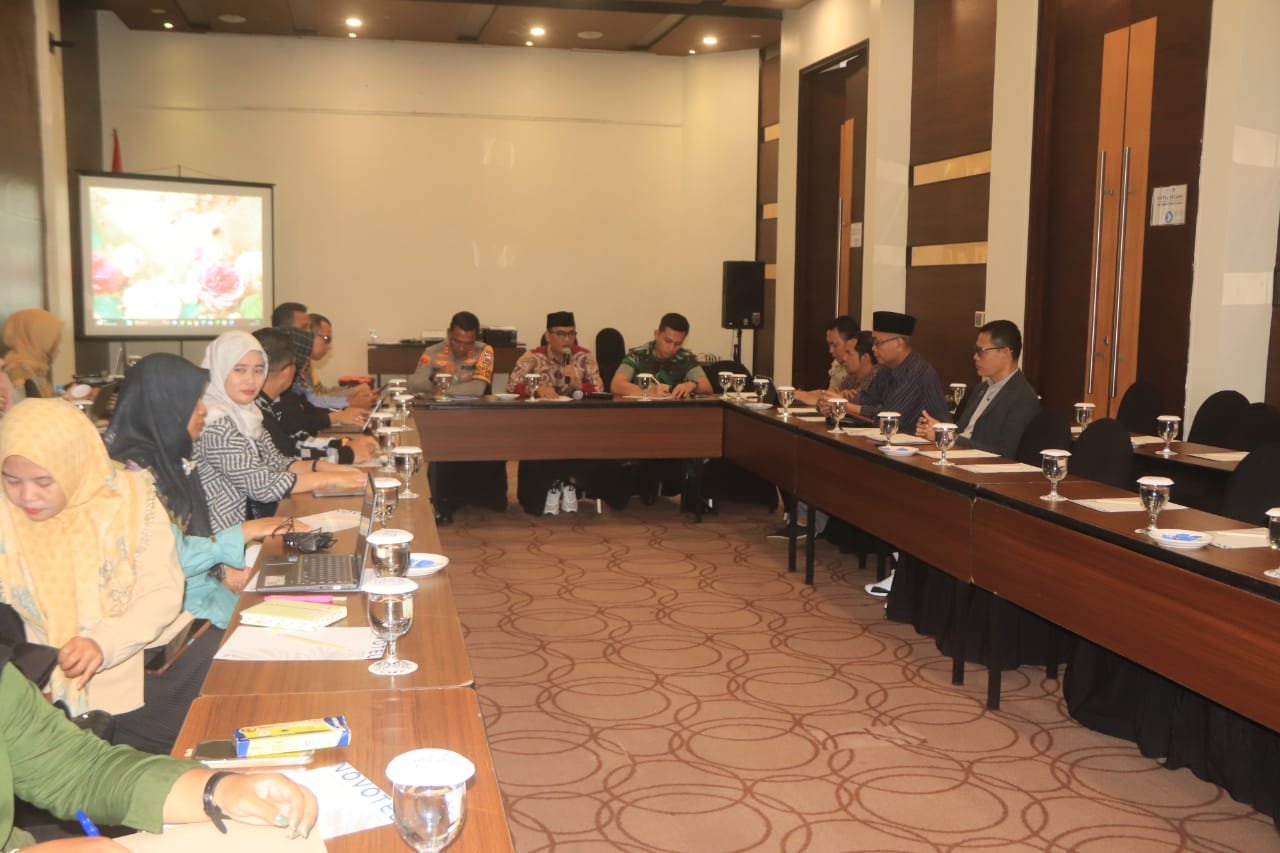 Jelang Penghitungan Suara, Dandim 1006 Banjar Bersama Polres Pengamanan Rapat Pleno KPU Kabupaten Banjar