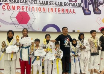 Kadis Disparpora Apresiasi Kejuaraan Taekwondo Antar Pelajar di Kotabaru