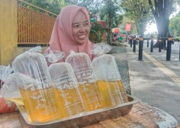 Segar! Minum Temulawak Menyehatkan, Pas Untuk Berbuka Puasa