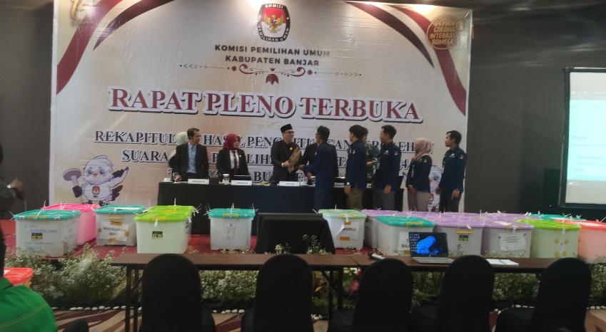 Sampai Saat Ini, Sudah Ada 3 PPK Yang Menyampaikan Hasil Rekapitulasi Kepada KPU Kabupaten Banjar