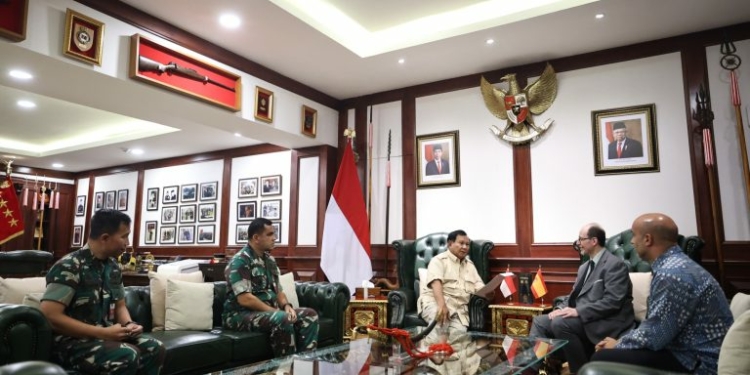 Kementerian Pertahanan Spanyol Tawarkan Kerja Sama
