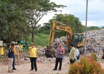 Bupati Kotabaru Tinjau TPA Sungup