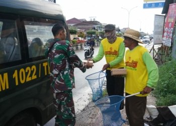 Kodim 1022 Gelar Jumat Berbagi Jelang Hari Raya Idul Fitri
