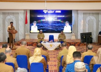 Di Hari Pertama Masuk Kantor, Bupati Kabupaten Banjar Gelar Rakoor