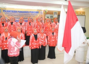 Ketua DPC Perwira Kabupaten Banjar Siti Misriah Taher Bersama Jajaran Resmi Dilantik