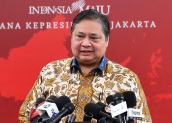 Israel Serang Kedutaan Iran, Harga Minyak Global Melonjak, Neraca Dagang Indonesia?