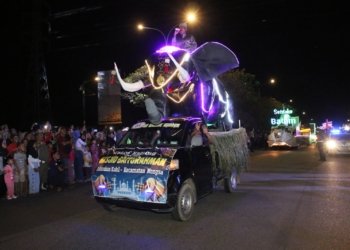 Wakapolresta Barelang Bersama Forkopimda Kota Batam Pawai Takbir Idul Fitri