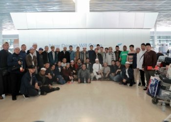 Rombongan Dauroh Lazis Assalam Fil Alamin Kembali ke Tanah Air