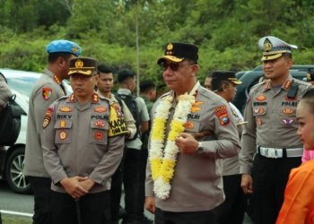 Kapolda Kepri Kunker ke Polres Bintan Sekaligus Bagikan Tali Asih ke Anak Yatim