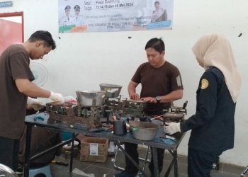 Lindungi Konsumen, Alat Ukur Pedagang Pasar Bauntung Banjarbaru Ditera Ulang