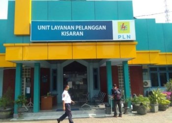 Aktivis Nilai Manager PLN ULP Kisaran Mencla-Mencle Terkait Penggunaan Tiang PLN Oleh Swasta