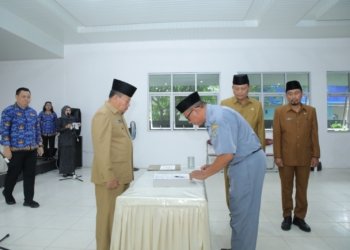 Asisten Administrasi Umum Kabupaten Asahan Lantik 43 Kepala UPTD