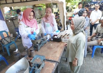 DKUMPP Kabupaten Banjar Lakukan Tera Ulang Timbangan Di Pasar Taibah Martapura