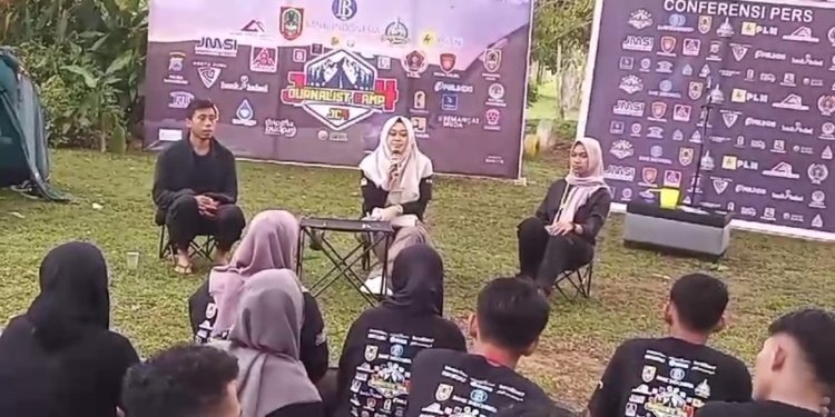 Media Yang Sehat Berbadan Hukum Dan Terverifikasi Dewan Pers.
