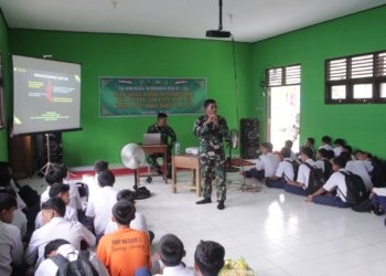 Satgas TMMD Kodim 1022/Tanbu Sosialisasi Wawasan Kebangsaan di SMPN 2 Karang Bintang