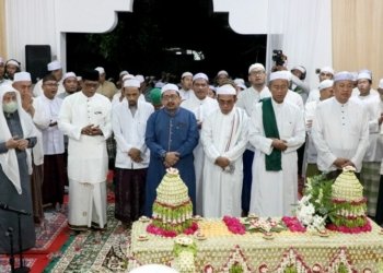 Wakil Bupati Kabupaten Banjar Hadiri Haul Ke 13 KH Muhammad Djazouly Fadil