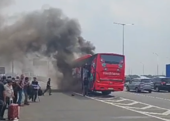 Bus Yang Ditumpangi Pembakal Di Kabupaten Banjar Terbakar Di Jakarta